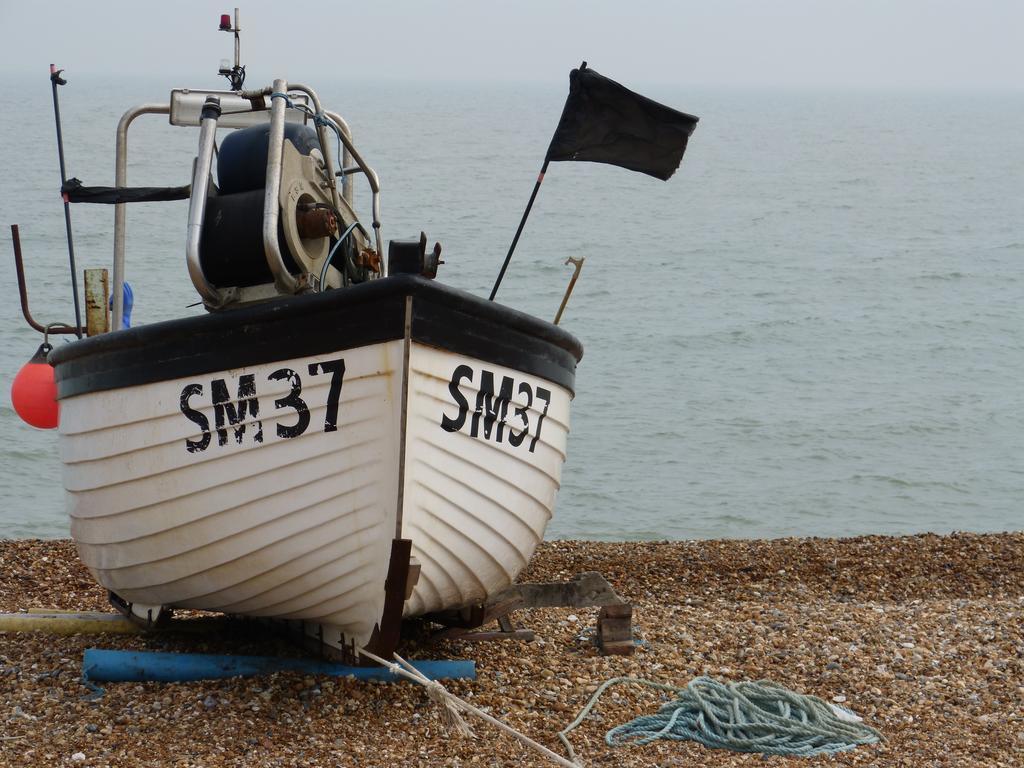 The Iverna Eastbourne Exterior photo